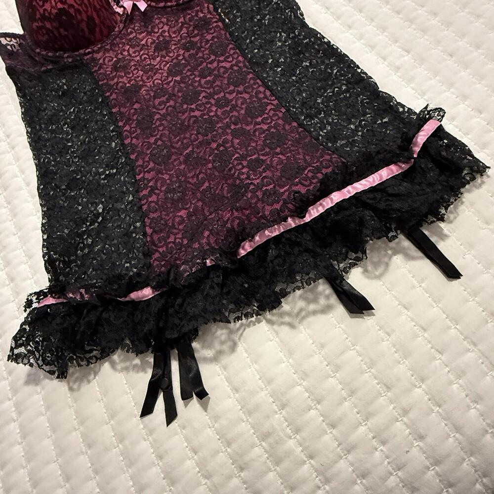 Victoria’s Secret Black Pink Babydoll Chemise Garters 36C Sexy Little Things - Picture 11 of 13